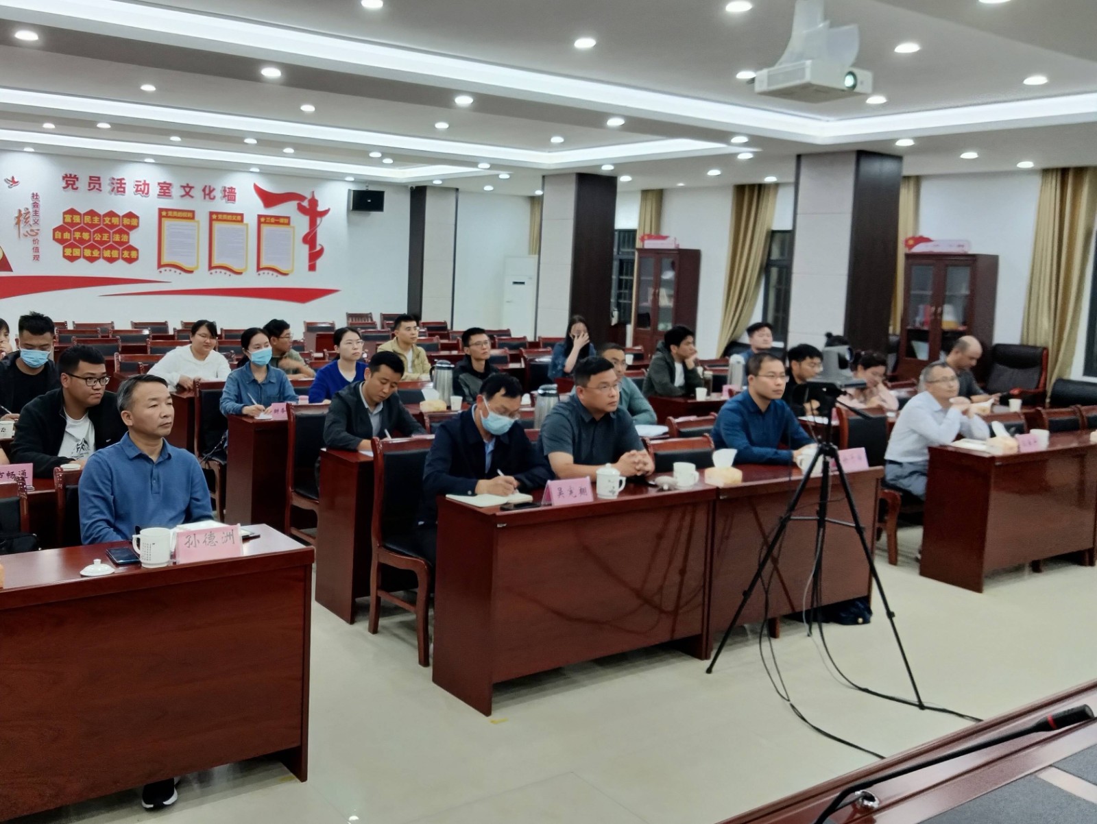 7dd3f1061d142402040f3148c700ab8f.jpg 7dd3f1061d142402040f3148c700ab8f.jpg