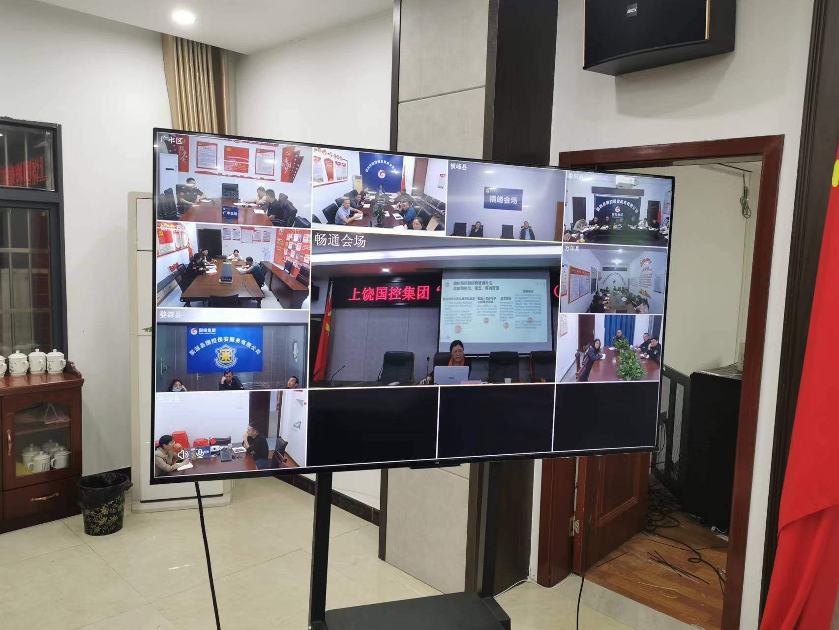 da1ecc6368294f62af1122b9d8af5f01.jpg da1ecc6368294f62af1122b9d8af5f01.jpg