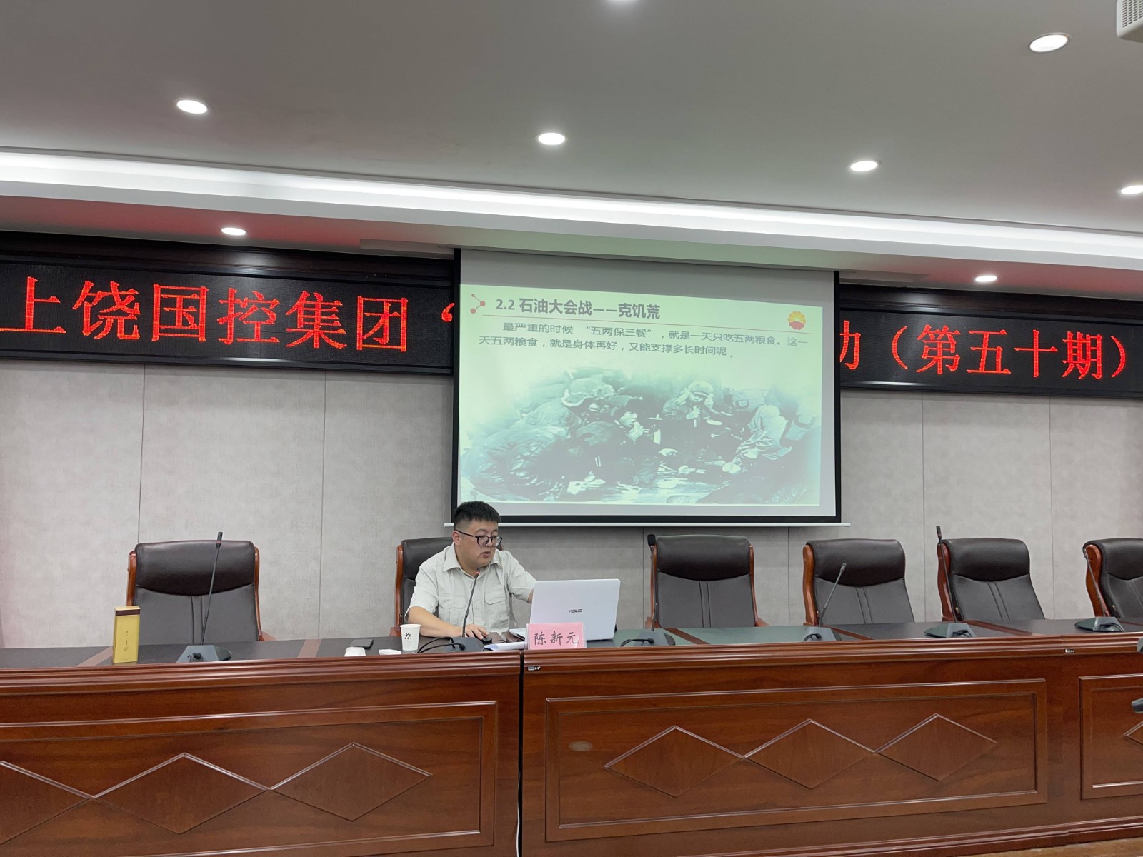 a1d0753a0a956582b8af6c7dfc582989.jpg efd1b14ef85dc8ad1d93508cbb053f1.jpg