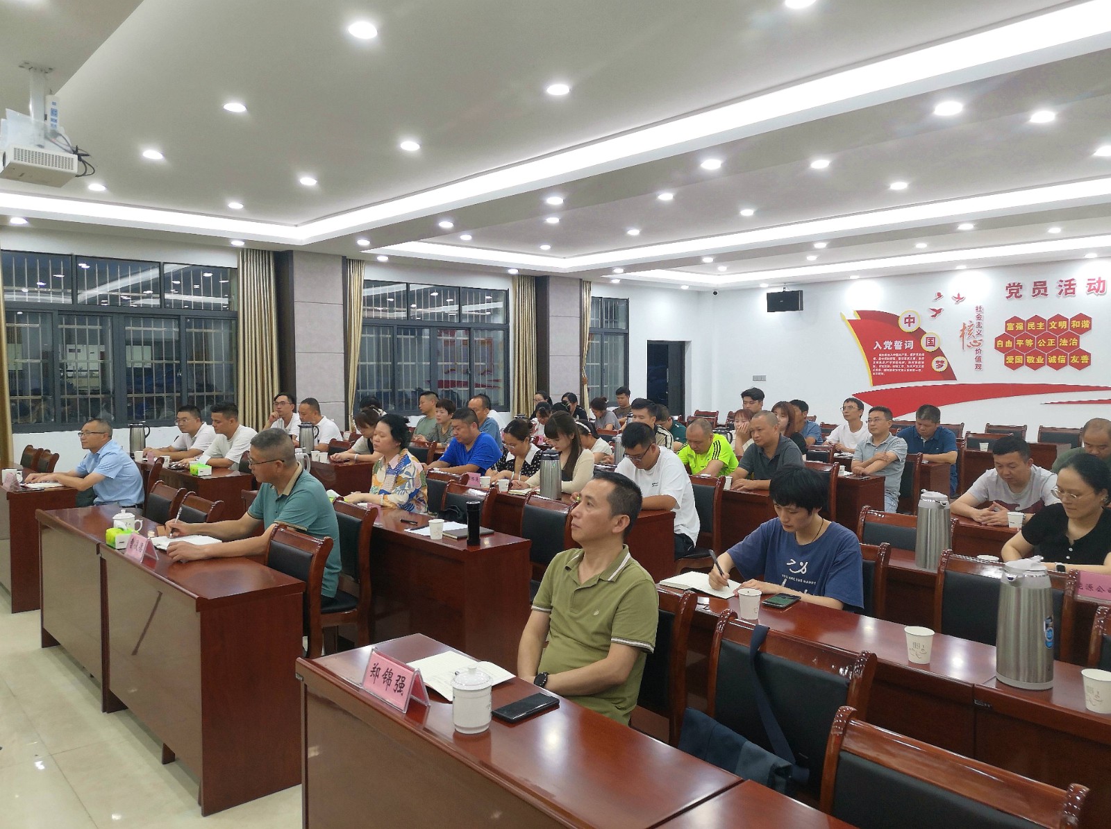 0717a21c340b4c634595050ca4772a4e.jpg 0717a21c340b4c634595050ca4772a4e.jpg