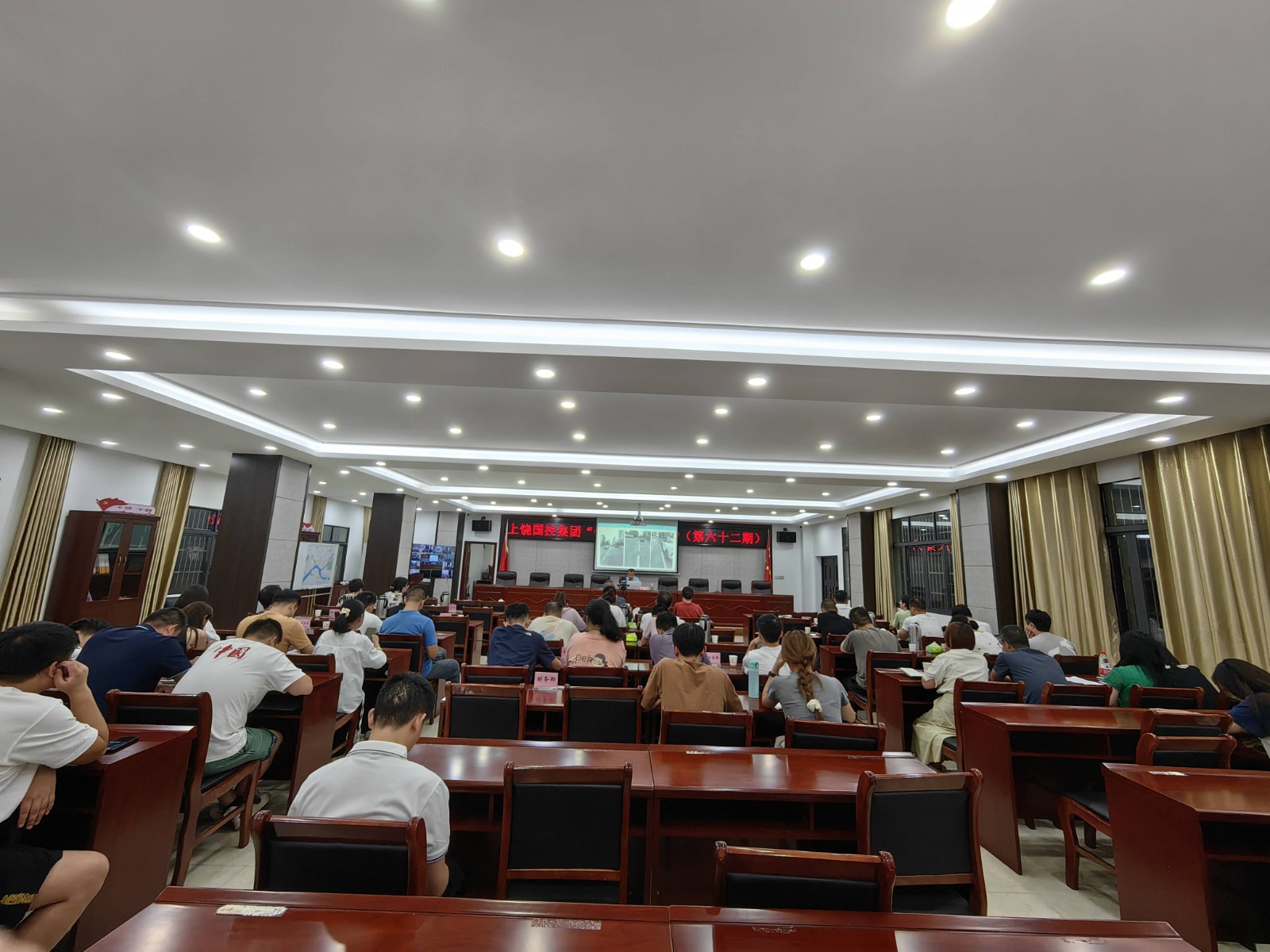 c2fd5243efc70fc23b8181ac7e066b6c.jpg c2fd5243efc70fc23b8181ac7e066b6c.jpg