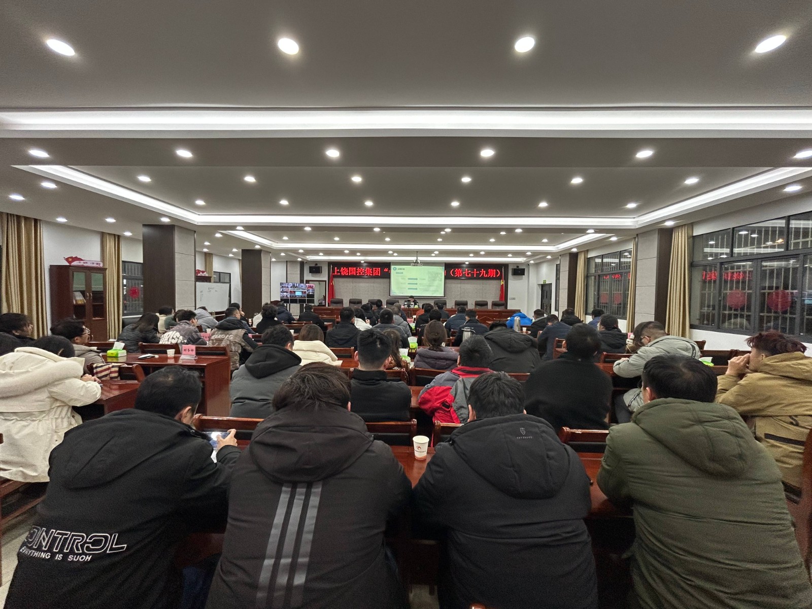 1e7993239fd40a45b9ae0ebb99c82765.jpg 1e7993239fd40a45b9ae0ebb99c82765.jpg