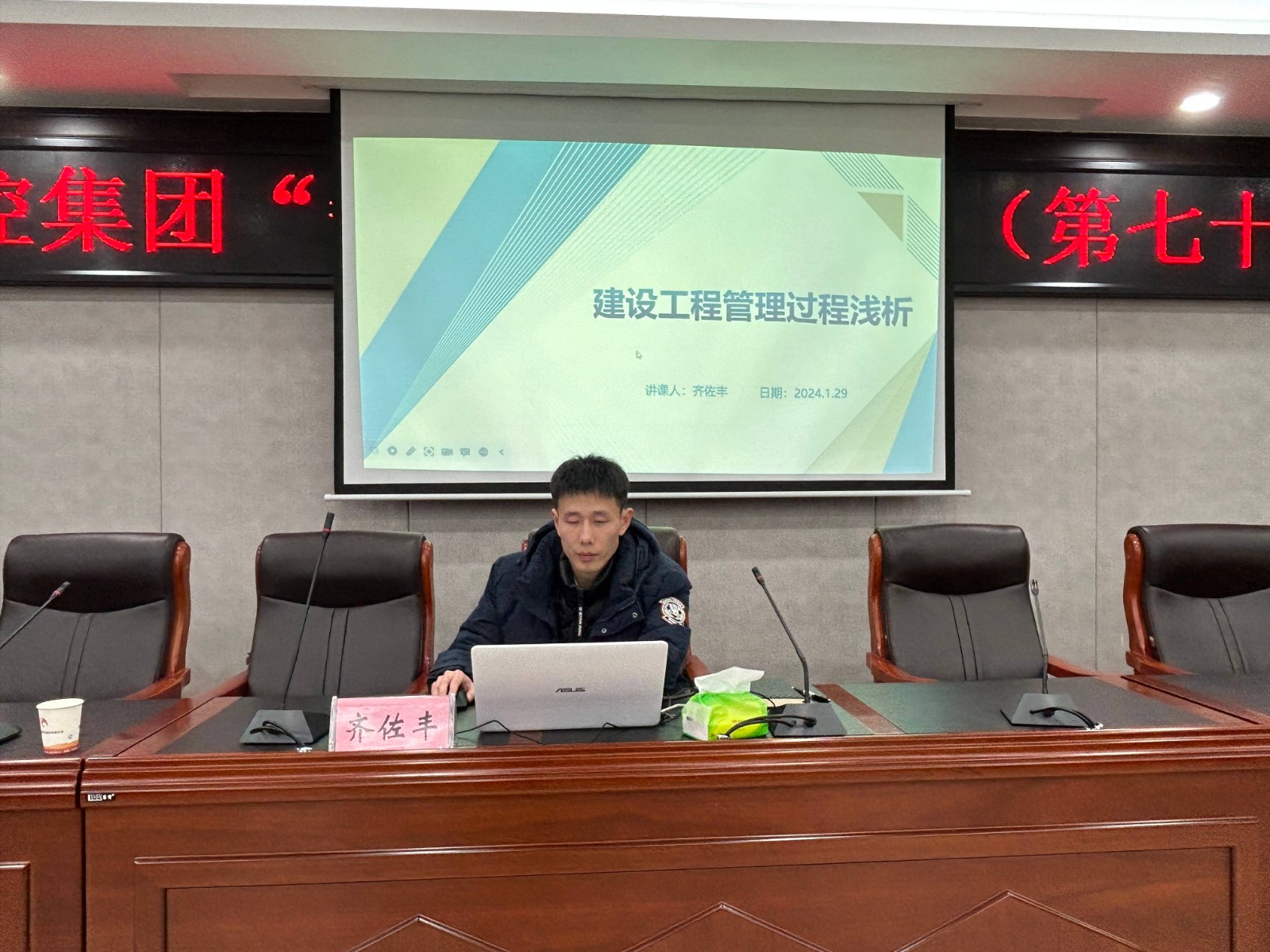 561b7aa22d168479117a04063670302e.jpg 561b7aa22d168479117a04063670302e.jpg