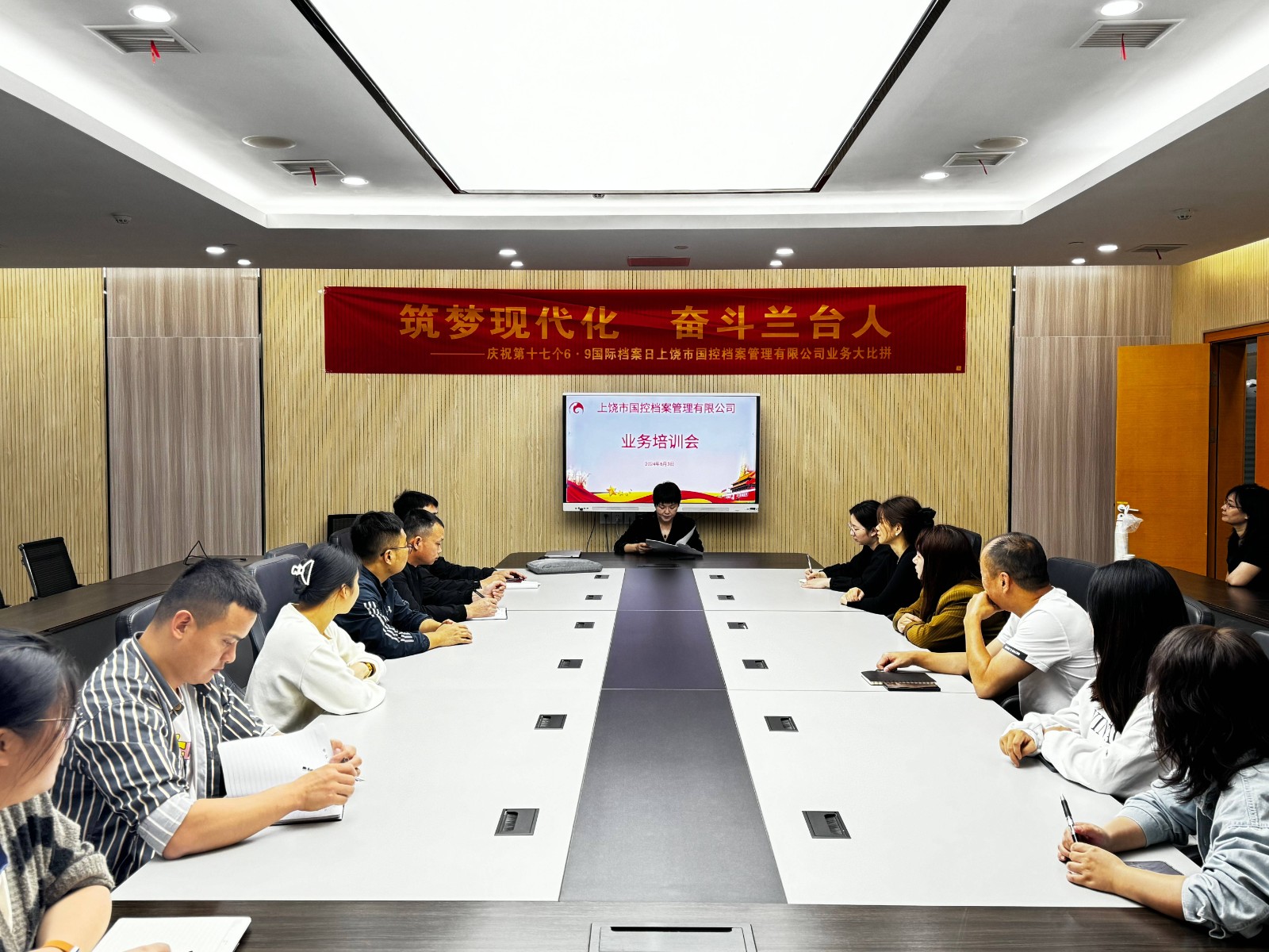 b2043eb3832d929f8125a235144ff69e.jpg b2043eb3832d929f8125a235144ff69e.jpg