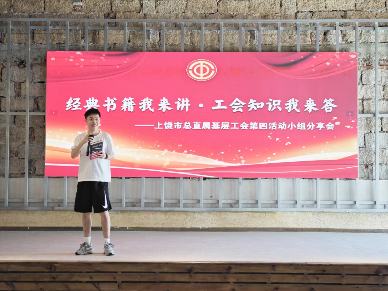 fa0d8a50f0426a7bead9dc1b32598983.jpg fa0d8a50f0426a7bead9dc1b32598983.jpg